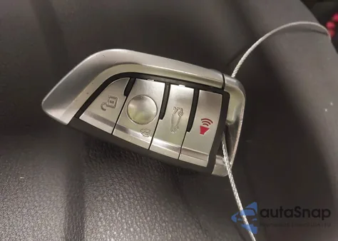 2016 BMW X1 xDrive28I из США, поврежденный, VIN WBXHT3C3XG5E50470